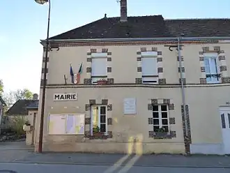 The town hall in Le Mage