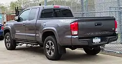 Rear view (pre-facelift)