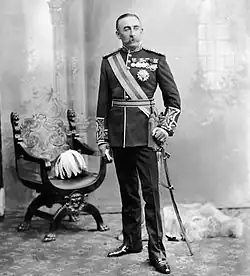 The 4th Earl of Minto, governor general of Canada, photographed by William James Topley c. 1900.