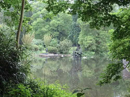 The bronze sculpture The Six Swans and Their Sister by Albrecht Glenz