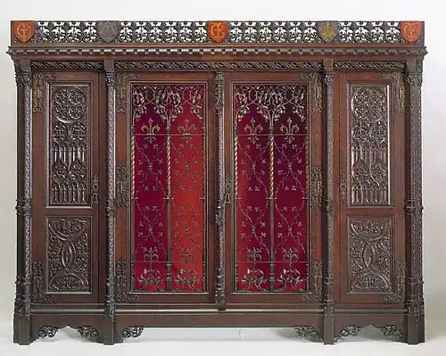 Pugin armoire