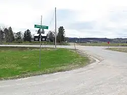 Looking west on Mulmur–Nottawasaga Townline in Banda