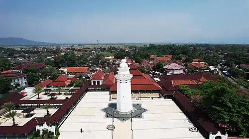 Great Mosque of Banten, the construction of the mosque was started around 1552 and was completed in 1566, its 24 meter high minaret was added in 1632, one of the few oldest mosques in Indonesia.