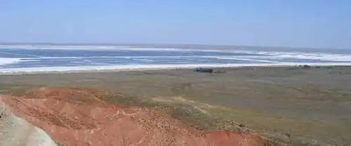 Other Aridisols are observed in areas where the steppe passes into the semi-desert, such as in the lower Volga region