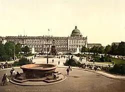 The Lustgarten in 1900 looking toward the Berliner Stadtschloss (Berlin City Palace)