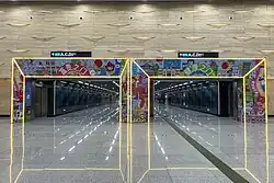 Transfer node entrance towards Line 8 concourse from Lines 11 & 13 concourse