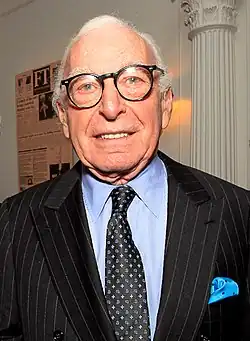 Carl Spielvogel ('75), former United States Ambassador to Slovakia[83]