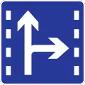 Lane for proceed straight and turn right