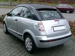 Citroën C3 Pluriel circa 2007 with roll-back textile roof and removable rigid sidebars[49]