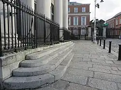 Steps facing Castle Street in 2014