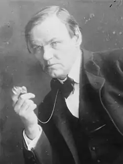 Clarence Darrow (photographed in 1900), lead defense counsel