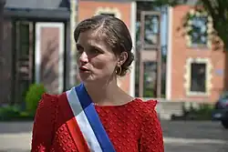 Photo of the politician in public