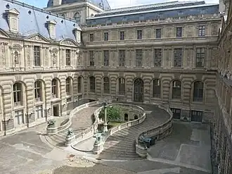 Cour Lefuel with ramps to the salle du Manège