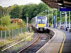 Class 4000 arriving at the 1980 station on 28 September 2017