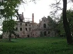 Daszów Palace ruins