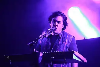 Gordeno performing in 2017