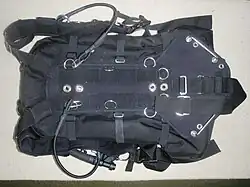 Combination sidemount/backmount harness. Front view