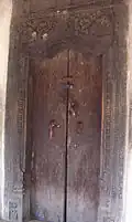 This door & frame is several hundred years old and taken from a King's Palace during Gampola Era.