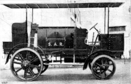 Power-paraffin fueled Dennis tractor, prior to modification to Dutton road-rail tractor no. R1501
