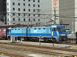 Prototype EH200-901 at Hachiōji station in September 2003