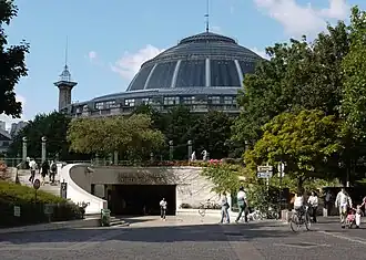 Forum des Halles and Bourse de Commerce.