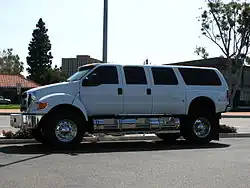 6-door Ford F-650 Super Duty SUV in Australia (Ford Excursion bodywork)