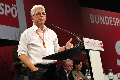 Gerhard Reheis - SPÖ-Bundesparteitag 2012 03.jpg