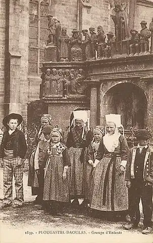 1859 photograph of Bretons standing before the Calvary