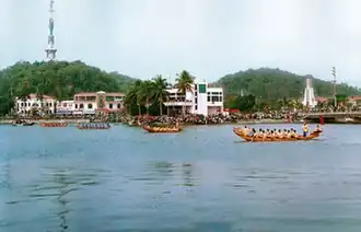 Festival of the dragon boat racing on the Đa Độ River on June 15, 2010.