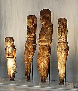 Female statuettes Hierakonpolis, Hierakonpolis. Late Predynastic, Naqada III (3300–3000 BC) – Early Dynastic, Dynasty I (3000–2890 BC).