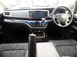 Interior (2017 facelift)