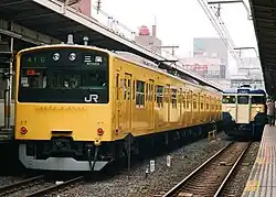 A Chūō-Sōbu Line 201 series in December 1998