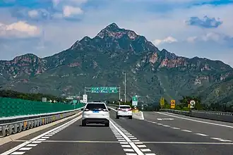 K102 of Beijing-Chengde Expressway in Weiziyu, Beizhuang (20200822121449).jpg