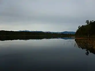 Reflection of the Southern Alps in the lake