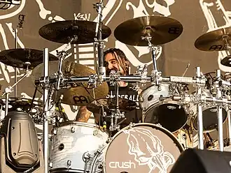 Cruz performing with Lamb of God in 2019