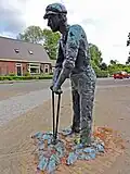 Farmers statue by Judith Braun