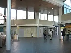 Les Agnettes ticket hall