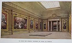 1929 image of the Galerie des Rubens at the Louvre; Terasaki Takeo similarly included an image in his report, preferring this room for its spacing between the paintings and the way they are emphasized by the less ornate envelope[5]