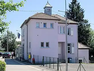 The town hall in Magny