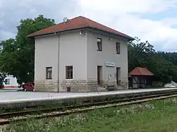 Mestinje train station