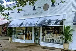 Modern General at Alvin Bldg., main st 20200918 094331