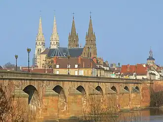 Moulins