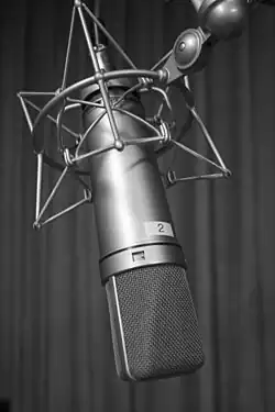 U 87 microphone