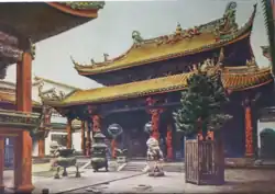 A colorized version of Thomson's c. 1870 photograph