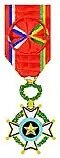 Order of Merit, Officer's badge front