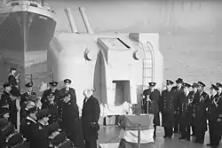 Bofors 120&nbsp;mm Naval Automatic Gun L/50 from the back onboard the stern of the Holland-class destroyer HNLMS Holland (D808).