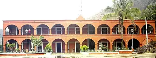 Palacio Municipal de Santa Cruz Mixtepec