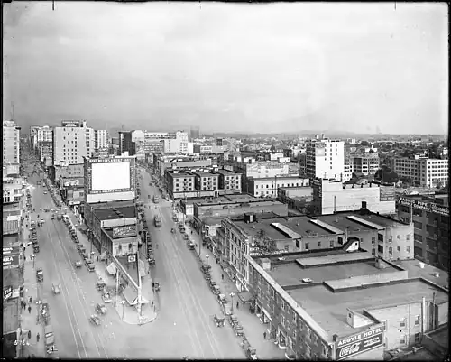 9th at Main and Spring, looking north, c. 1917