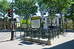 Guimard entrance