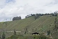 E490 on the left bank of the Chambo River south of the bridge in Penipe